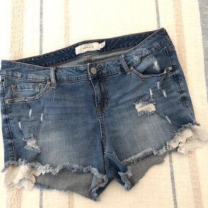 Torrid Jean Shorts Distressed Lace Sides Stretch Size 14